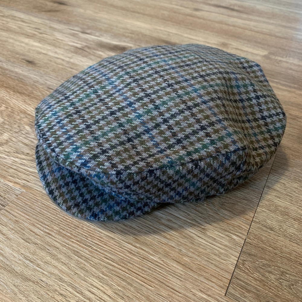 Vintage 1970s English Handmade Wool Cashmere Flat Cap Newsboy Hat - Gray Plaid
